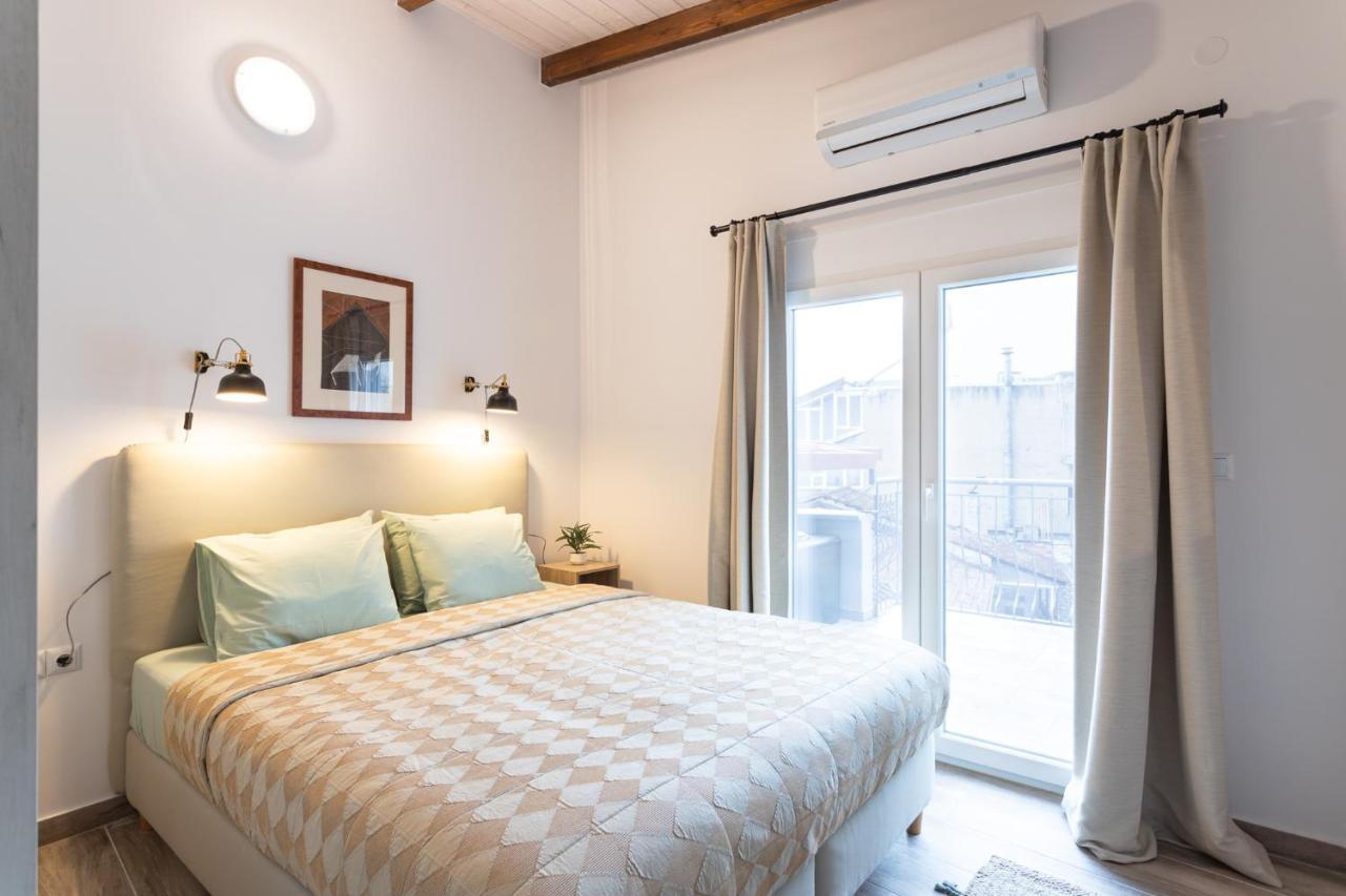 Modern City Center Loft Ioannina Bagian luar foto